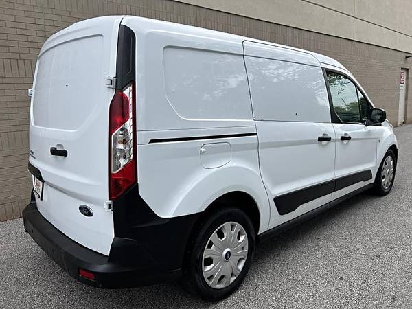 2020 Ford, dovoz USA — foto 7 z 12
