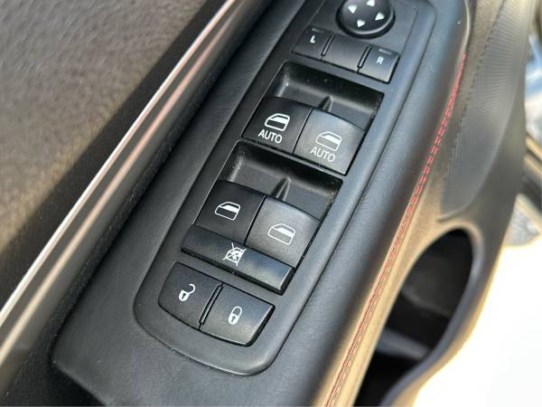 2014 Dodge, černá, dovoz USA — foto 10 z 10