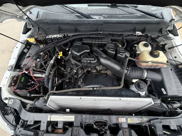 2015 Ford, dovoz USA — foto 4 z 6