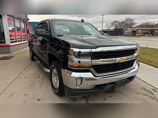 2016 Chevrolet, dovoz USA — foto 3 z 12