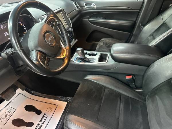 2017 Jeep, dovoz USA — foto 9 z 10
