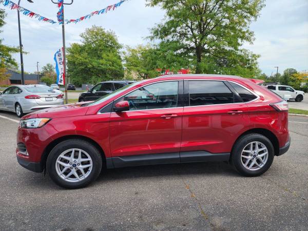 2021 Ford, dovoz USA — foto 4 z 12