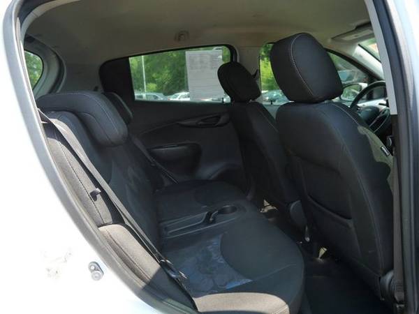2016 Chevrolet, dovoz USA — foto 9 z 12