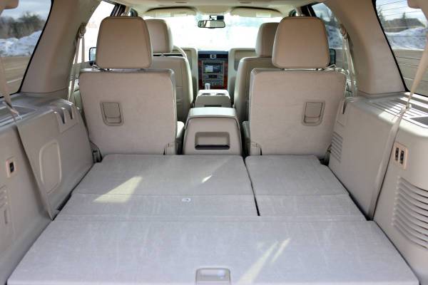 2012 Lincoln, dovoz USA — foto 9 z 12