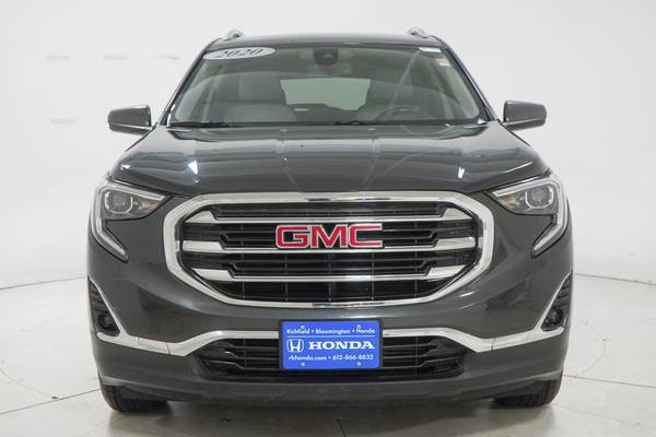 2020 GMC, šedá, dovoz USA — foto 2 z 12