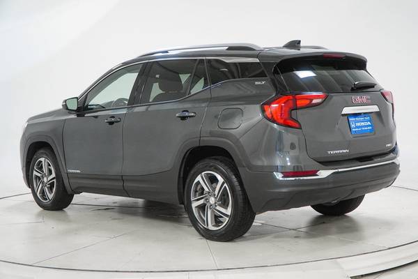 2020 GMC, šedá, dovoz USA — foto 6 z 12