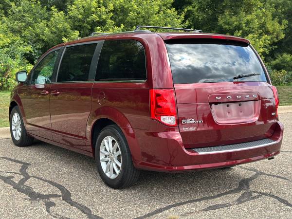 2018 Dodge, dovoz USA — foto 7 z 12
