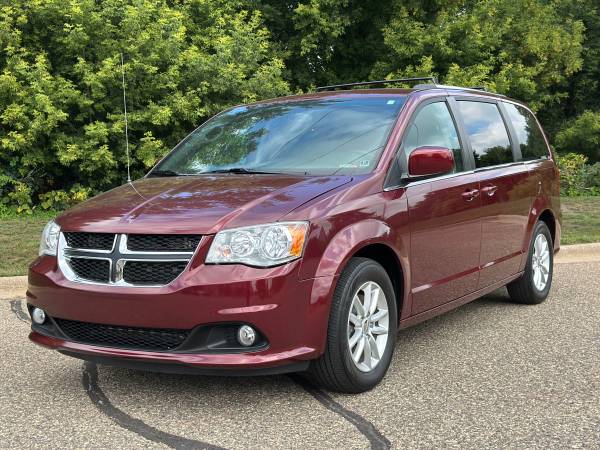 2018 Dodge, dovoz USA — foto 9 z 12