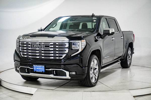 2024 GMC, dovoz USA — foto 2 z 12