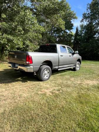 2012 Dodge, dovoz USA — foto 6 z 12