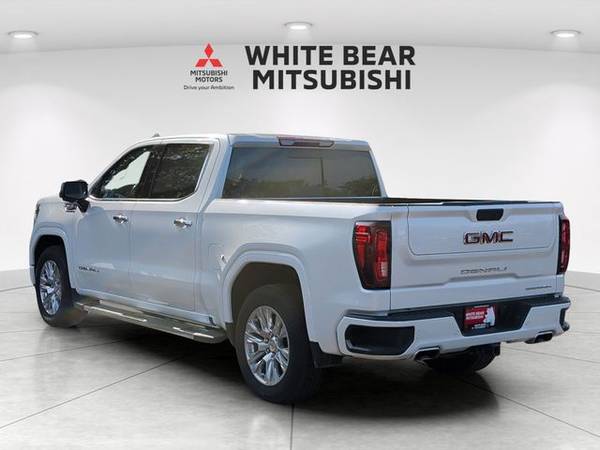 2022 GMC, dovoz USA — foto 4 z 12
