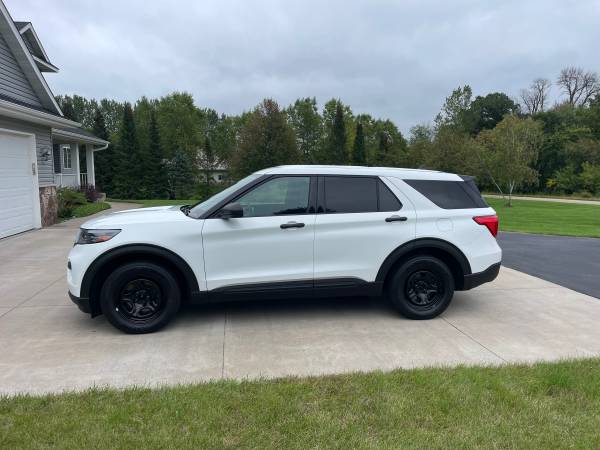 2020 Ford, dovoz USA — foto 2 z 12