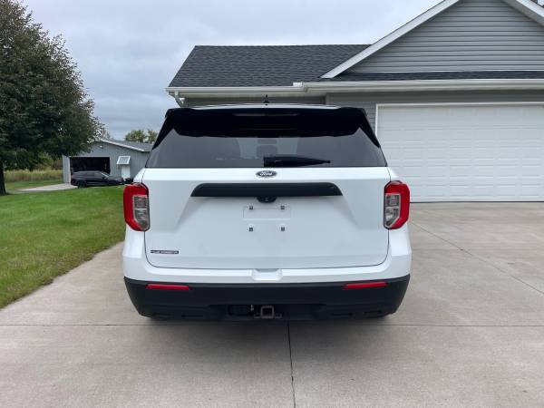 2020 Ford, dovoz USA — foto 7 z 12