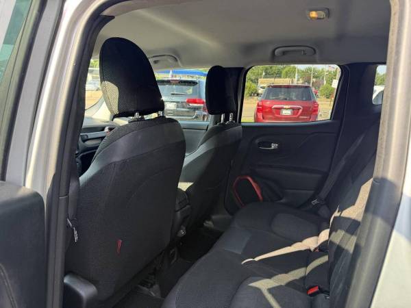 2018 Jeep, dovoz USA — foto 6 z 9