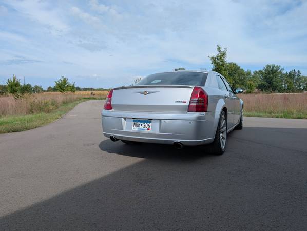 2006 Chrysler, dovoz USA — foto 9 z 12