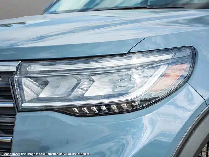 2026 Ford Explorer Active w/200A Pkg, 10 km, dovoz Kanada — foto 10 z 12