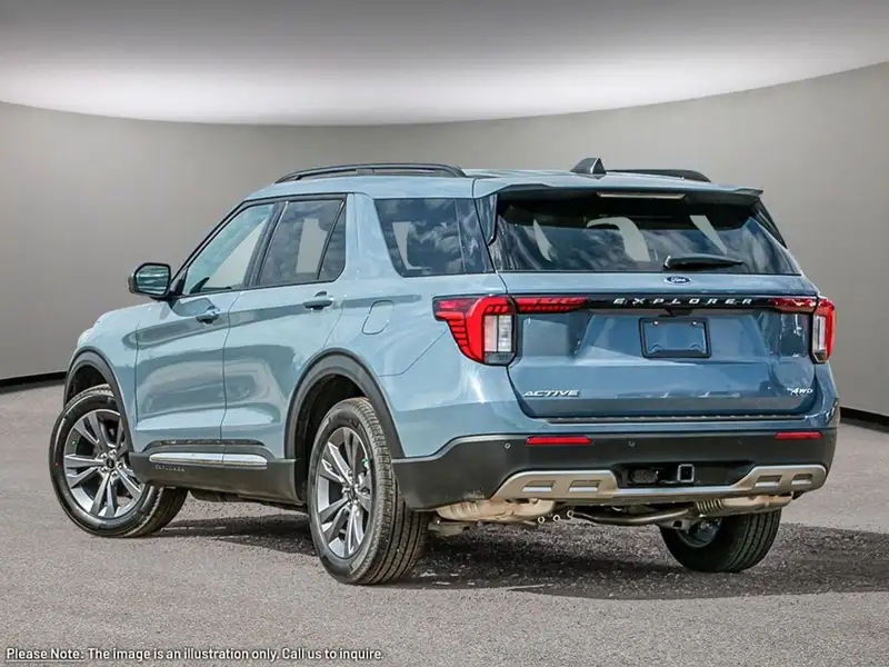 2026 Ford Explorer Active w/200A Pkg, 10 km, dovoz Kanada — foto 4 z 12