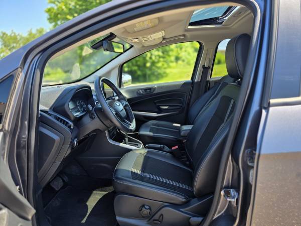 2019 Ford, dovoz USA — foto 5 z 8