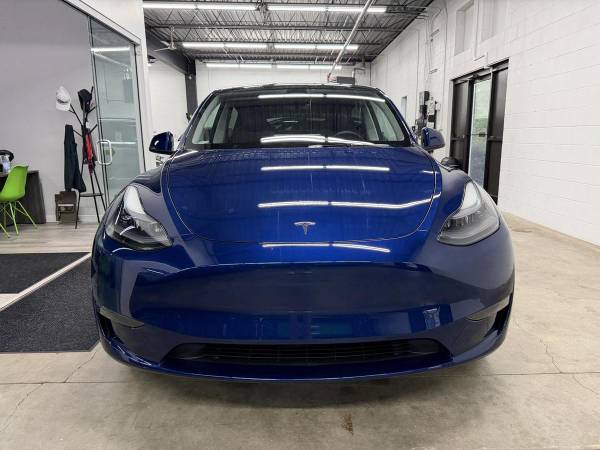 2024 Tesla, dovoz USA — foto 2 z 12