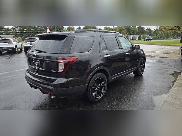 2014 Ford, dovoz USA — foto 4 z 6