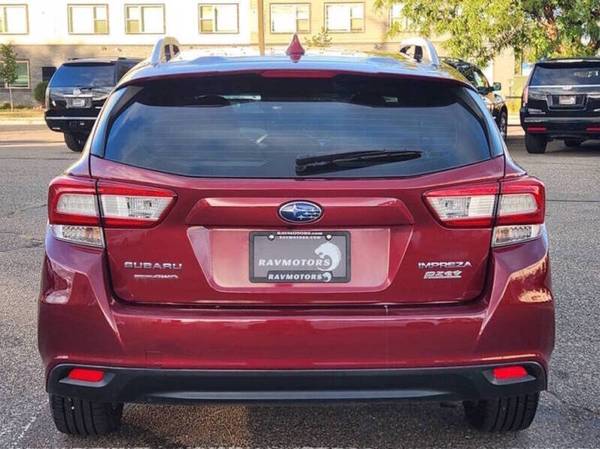 2017 Subaru, dovoz USA — foto 7 z 11