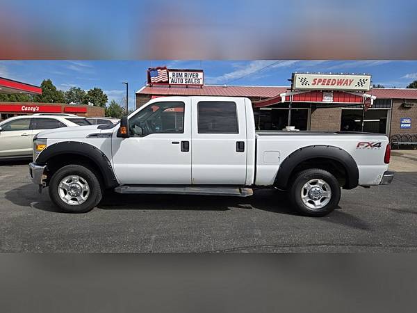2014 Ford, dovoz USA — foto 3 z 8