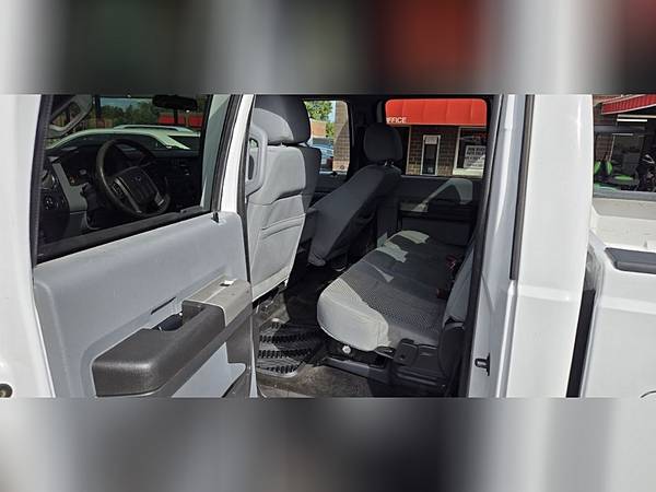 2014 Ford, dovoz USA — foto 6 z 8