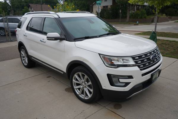 2016 Ford, dovoz USA — foto 7 z 12