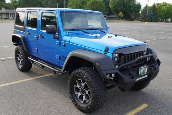 2016 Jeep, dovoz USA — foto 8 z 12
