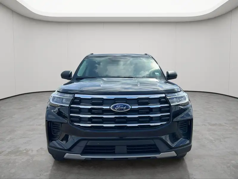 2026 Ford Explorer Active w/200A Pkg, černá, 30 km, dovoz Kanada — foto 2 z 12