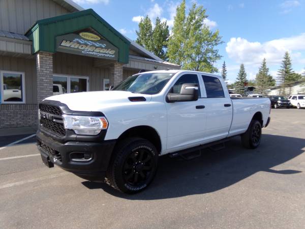 2023 Dodge, dovoz USA — foto 2 z 12