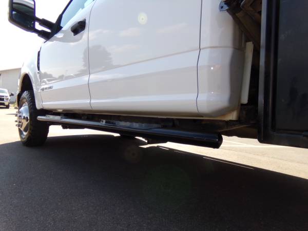 2022 Ford, dovoz USA — foto 7 z 12