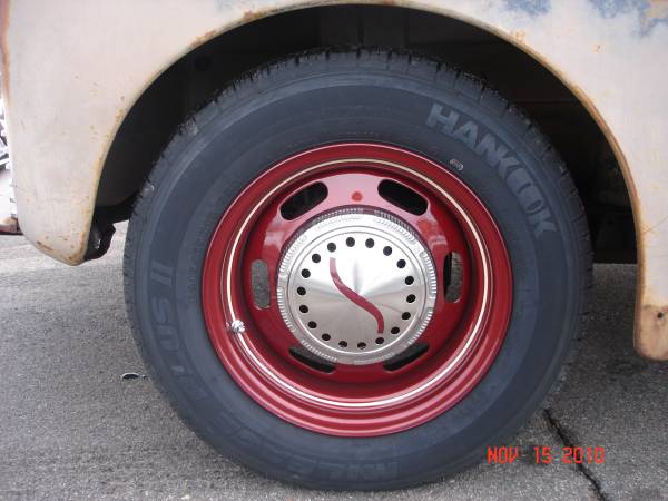 1946 Studebaker, dovoz USA — foto 11 z 12