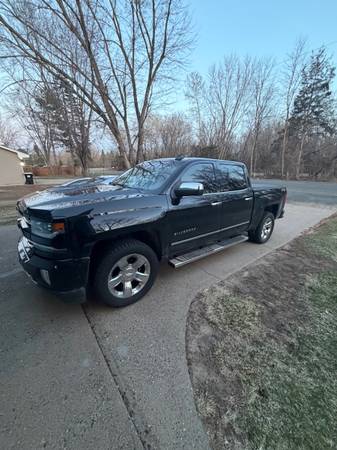 2017 Chevrolet, dovoz USA — foto 2 z 11