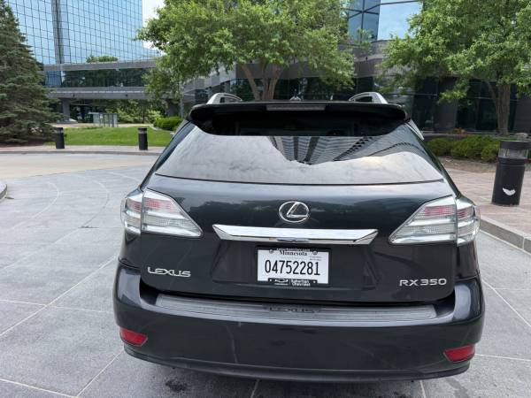 2010 Lexus, dovoz USA — foto 7 z 12