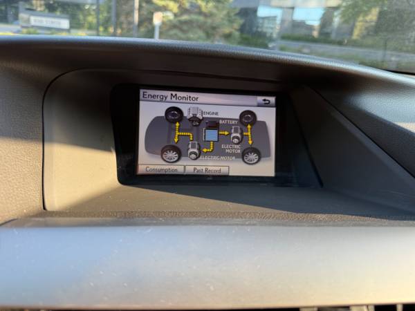 2011 Lexus, dovoz USA — foto 12 z 12