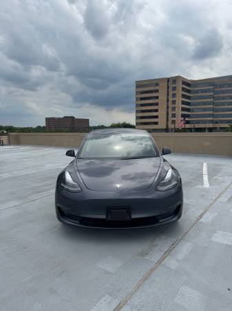 2023 Tesla, dovoz USA — foto 2 z 12