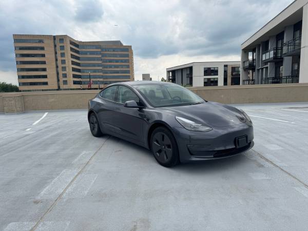 2023 Tesla, dovoz USA — foto 3 z 12