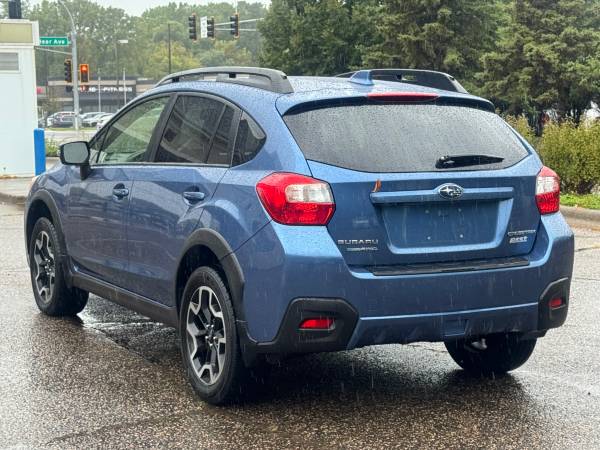2016 Subaru, dovoz USA — foto 10 z 12