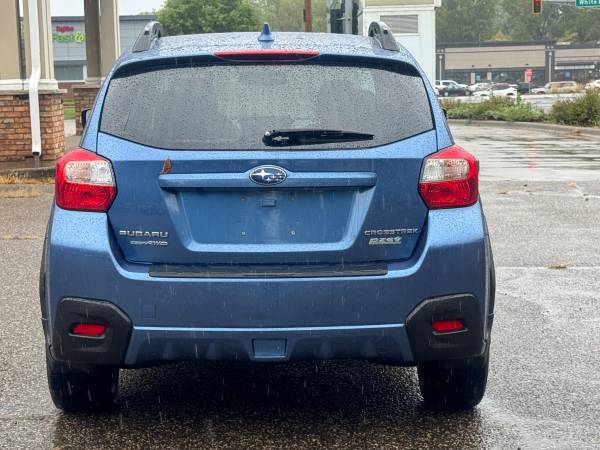 2016 Subaru, dovoz USA — foto 5 z 12