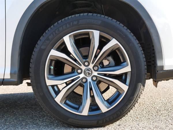 2018 Lexus, dovoz USA — foto 9 z 12
