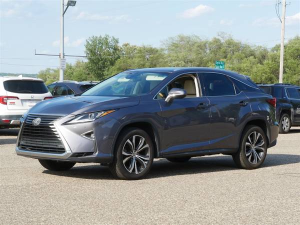 2016 Lexus, dovoz USA — foto 3 z 12