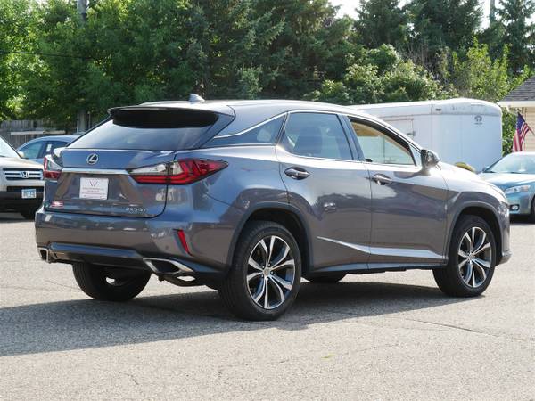 2016 Lexus, dovoz USA — foto 7 z 12