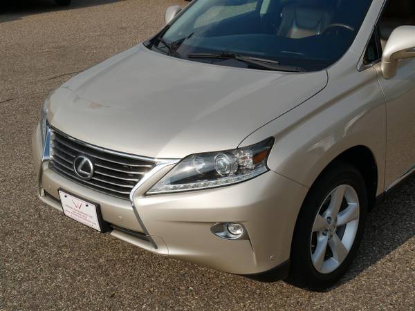 2015 Lexus, dovoz USA — foto 11 z 12