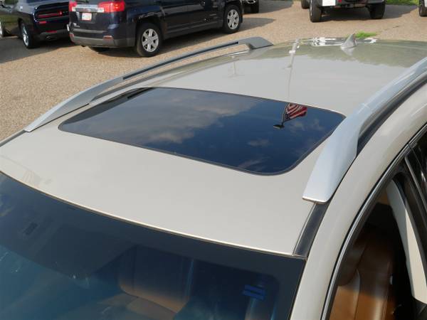 2015 Lexus, dovoz USA — foto 12 z 12