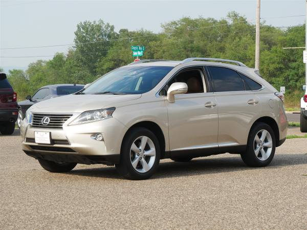 2015 Lexus, dovoz USA — foto 3 z 12