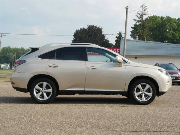 2015 Lexus, dovoz USA — foto 8 z 12