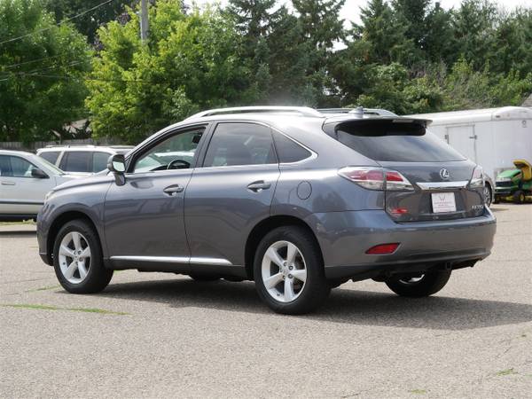 2015 Lexus, dovoz USA — foto 5 z 12