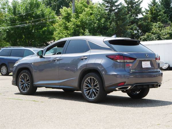 2020 Lexus, dovoz USA — foto 5 z 12