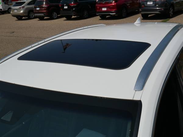 2019 Lexus, dovoz USA — foto 12 z 12